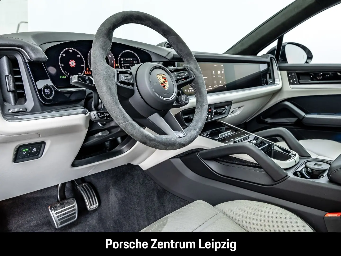 Cayenne S Coupe HD Massage PDCC InnoDrive HeadUp