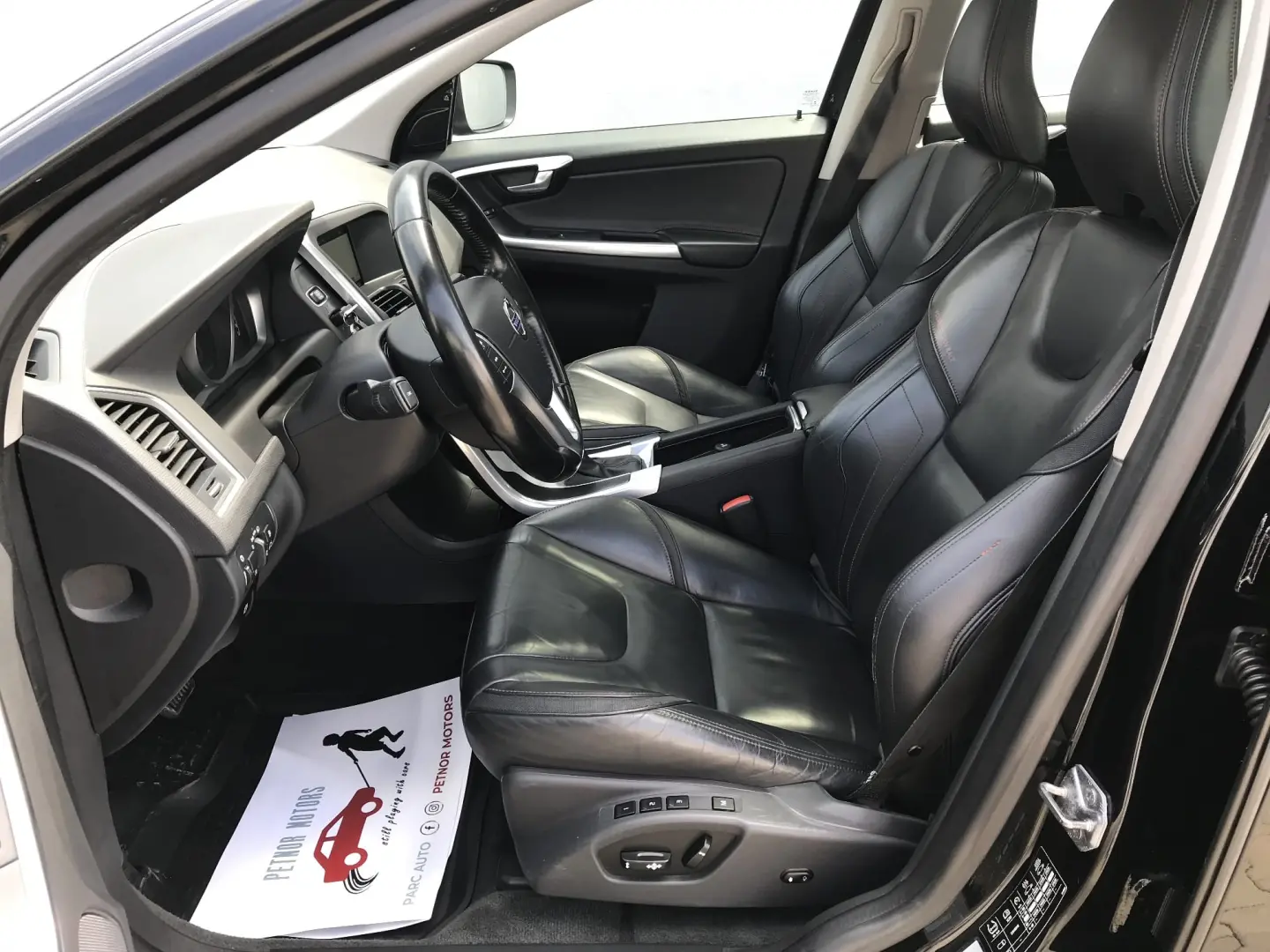 Volvo XC 60 D5 AWD Aut. Ocean Race