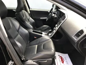 Volvo XC 60 D5 AWD Aut. Ocean Race