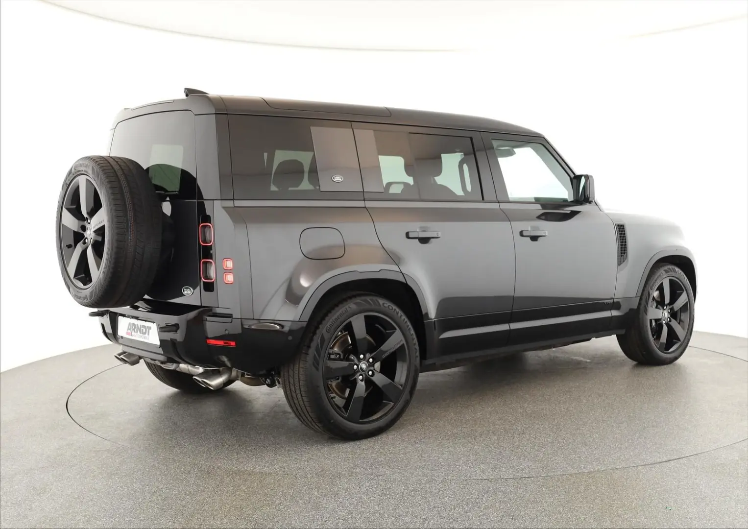 Land Rover Defender 110 P525 AWD Black Matrix Pano HUD