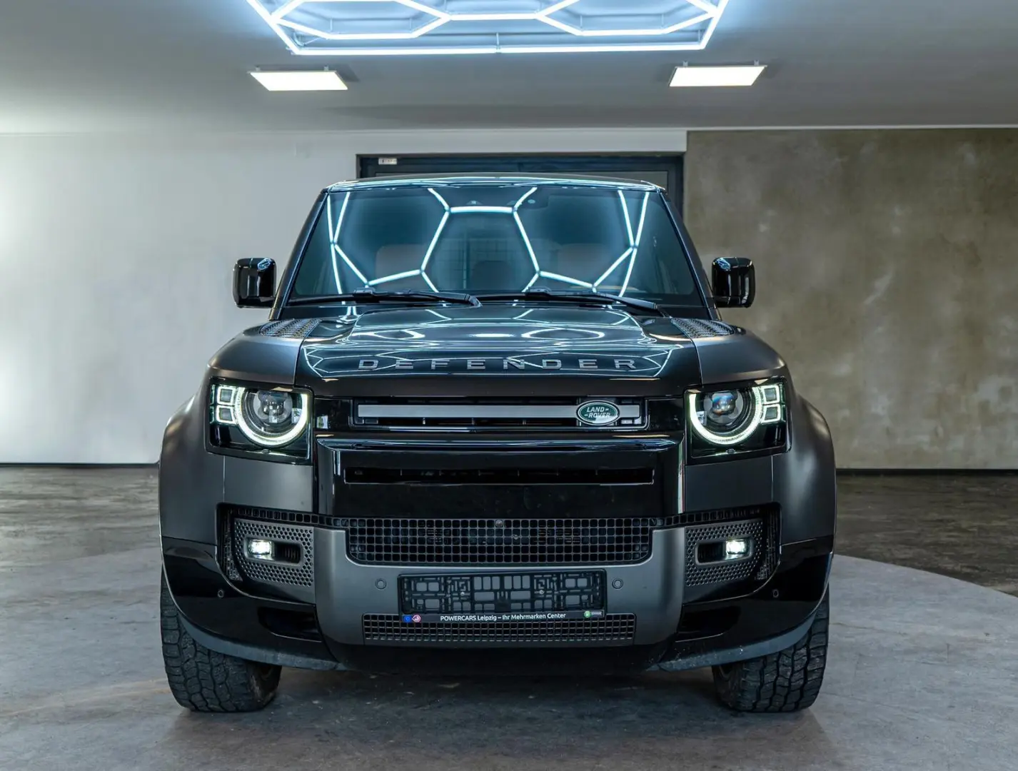 Land Rover Defender V8 Carpathian Edition 5.0 V8,AHK,LED