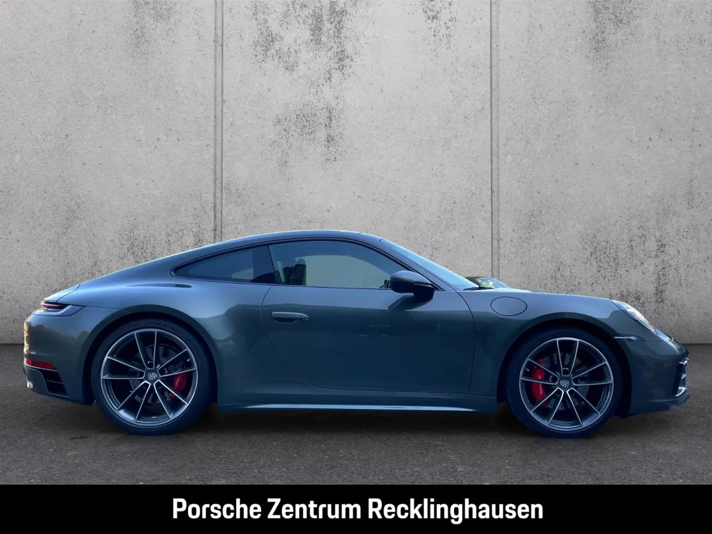 992 911 Carrera 4S Hinterachslenkung InnoDrive