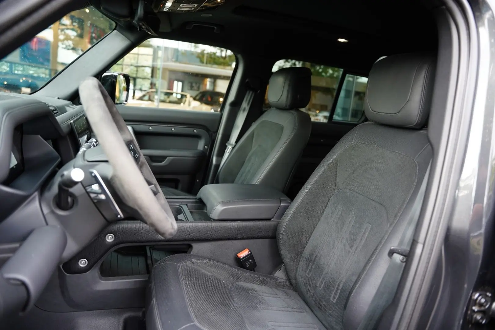 Land Rover Defender P525 V8 Carpathian Edition 110