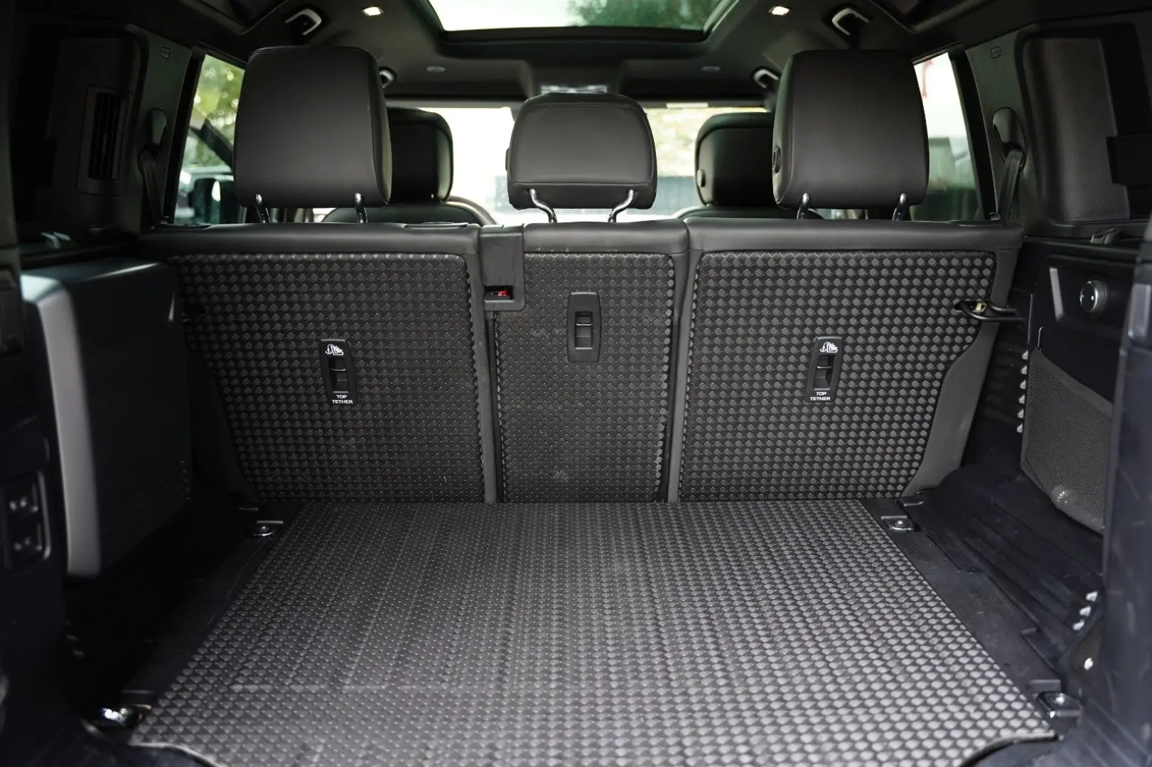Land Rover Defender P525 V8 Carpathian Edition 110