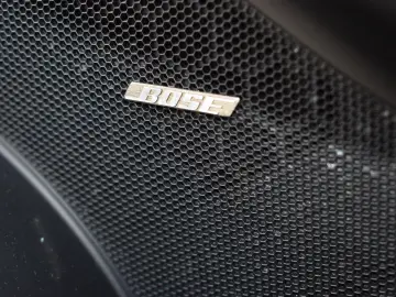 PORSCHE 911 CARRERA 4
