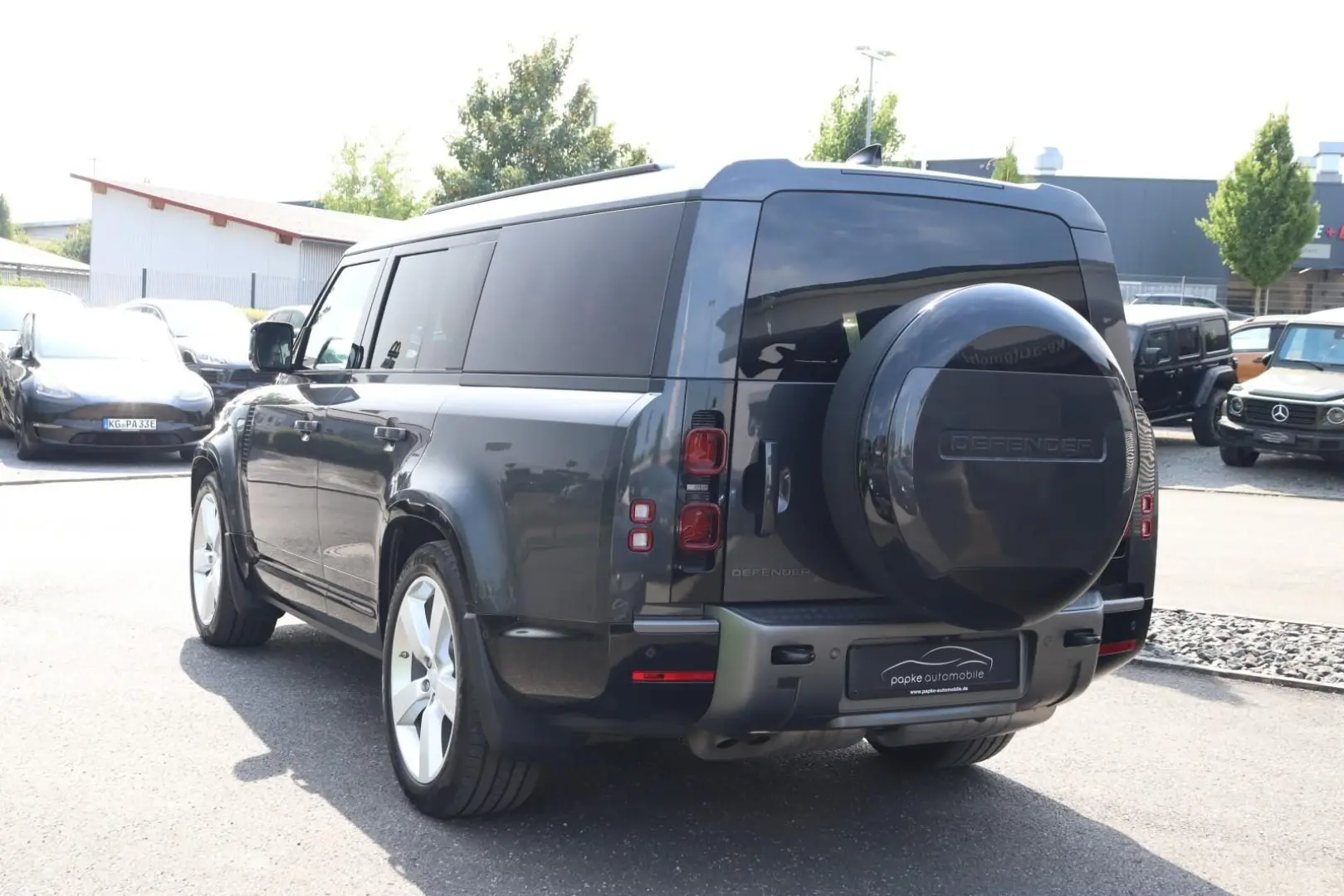 Land Rover Defender 130 D300 Outbound ++22ZOLL+MATRIX