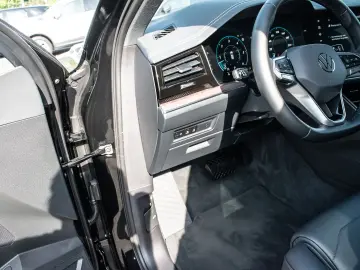 Touareg 3.0 TDI Tiptronic Elegance (AHK) MATRIX
