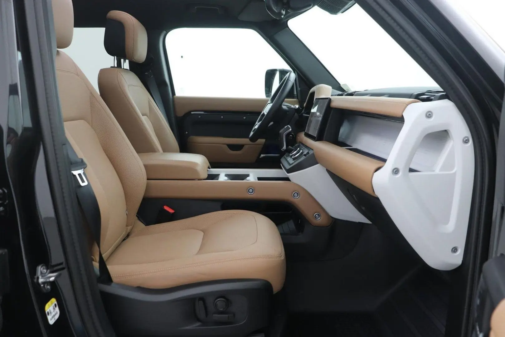 Land Rover Defender P300e 110 X-Dynamic HSE | Black Pack |