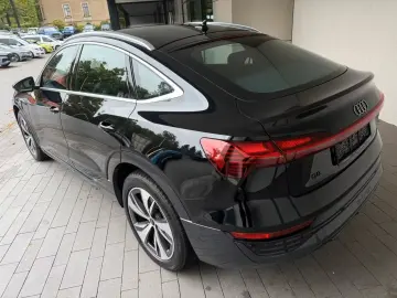 Q8 Sportback e-tron 50 quattro advanced