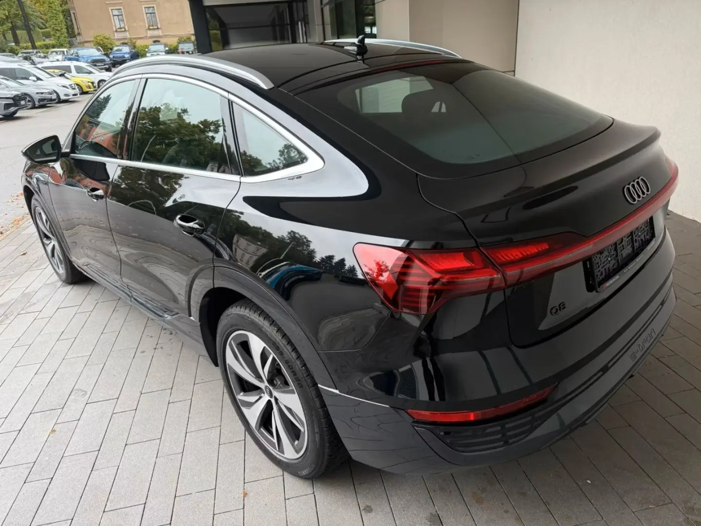 Q8 Sportback e-tron 50 quattro advanced