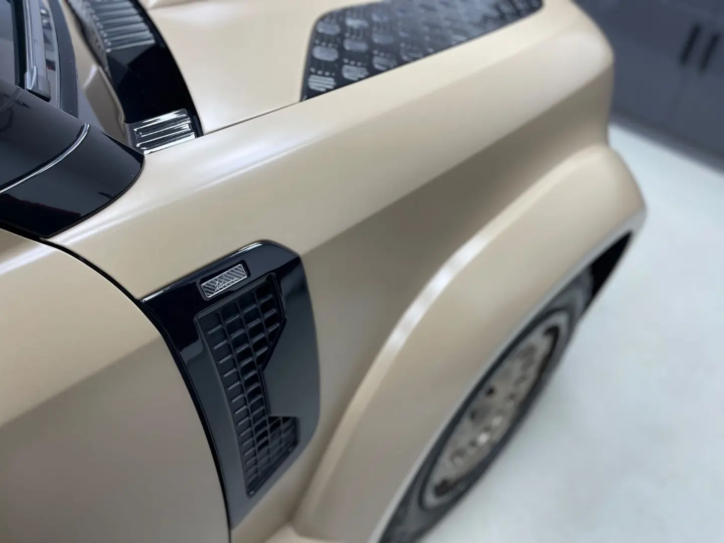 Land Rover Defender LE 110 *LUMMA DESIGN WIDEBODY CLR LD