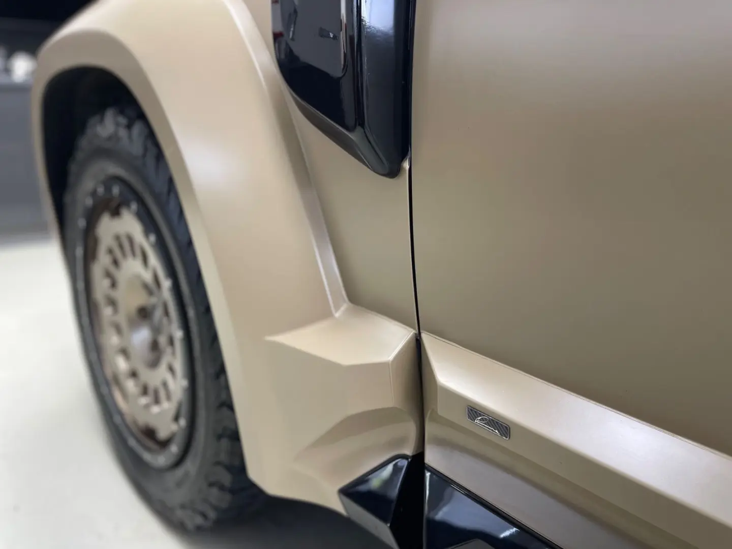 Land Rover Defender LE 110 *LUMMA DESIGN WIDEBODY CLR LD