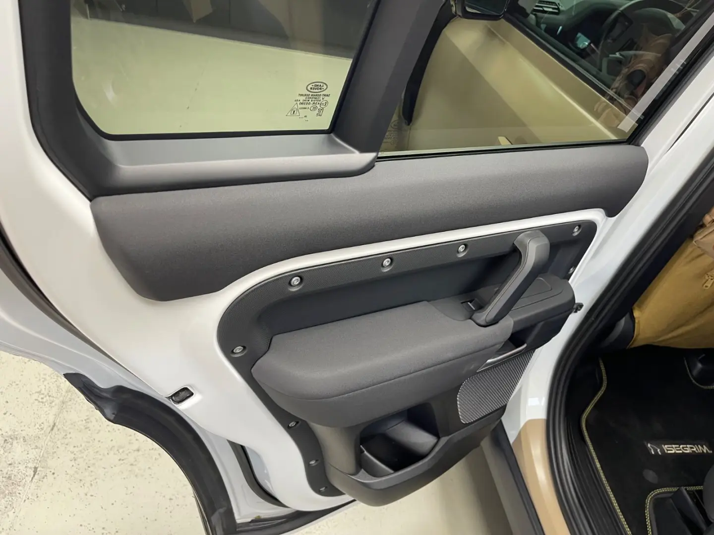 Land Rover Defender LE 110 *LUMMA DESIGN WIDEBODY CLR LD