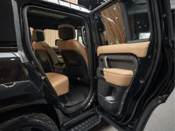Land Rover Defender Urban Automotive WIDE TRACK P300e HSE D