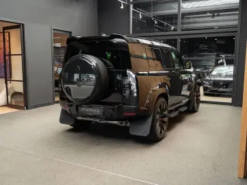 Land Rover Defender Urban Automotive WIDE TRACK P300e HSE D
