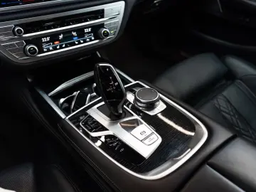 730d xDrive M Sport h/k Merino 41,9k NET