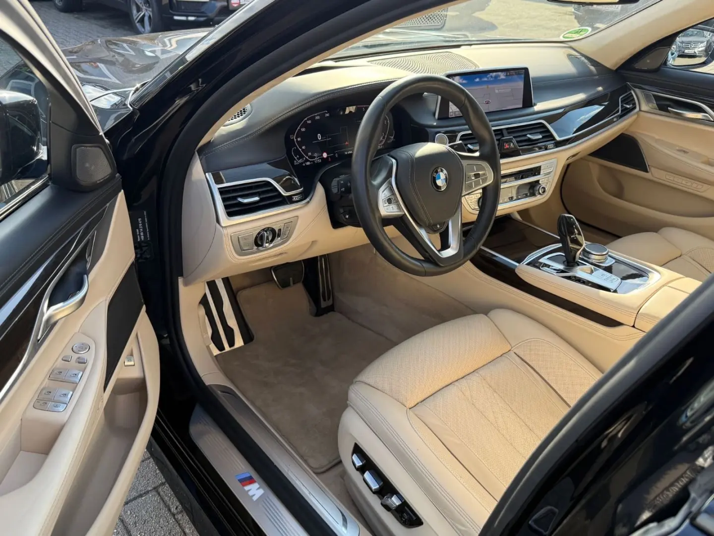 730Ld xDrive M-Paket Chaffeur*4xMassage*TV*Nacht