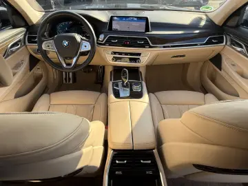 730Ld xDrive M-Paket Chaffeur*4xMassage*TV*Nacht