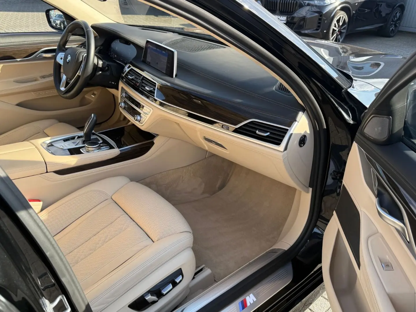730Ld xDrive M-Paket Chaffeur*4xMassage*TV*Nacht