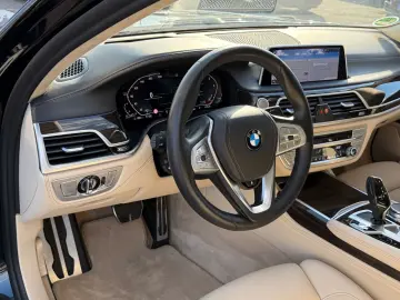 730Ld xDrive M-Paket Chaffeur*4xMassage*TV*Nacht
