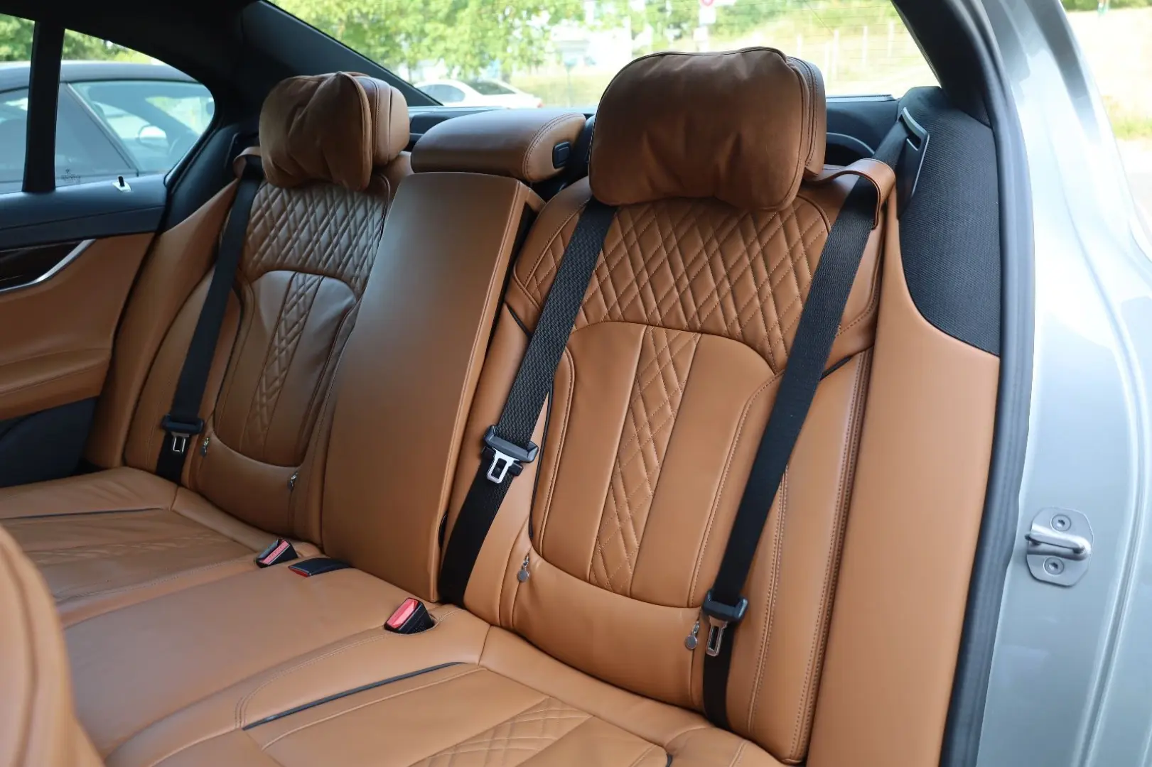 730d/360*/HUD/SHZ/DAB/AIRMATIC/HarmanKardon/R19