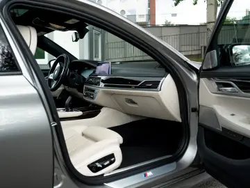 745Le xDrive Bowers & Wilkins/HUD/360
