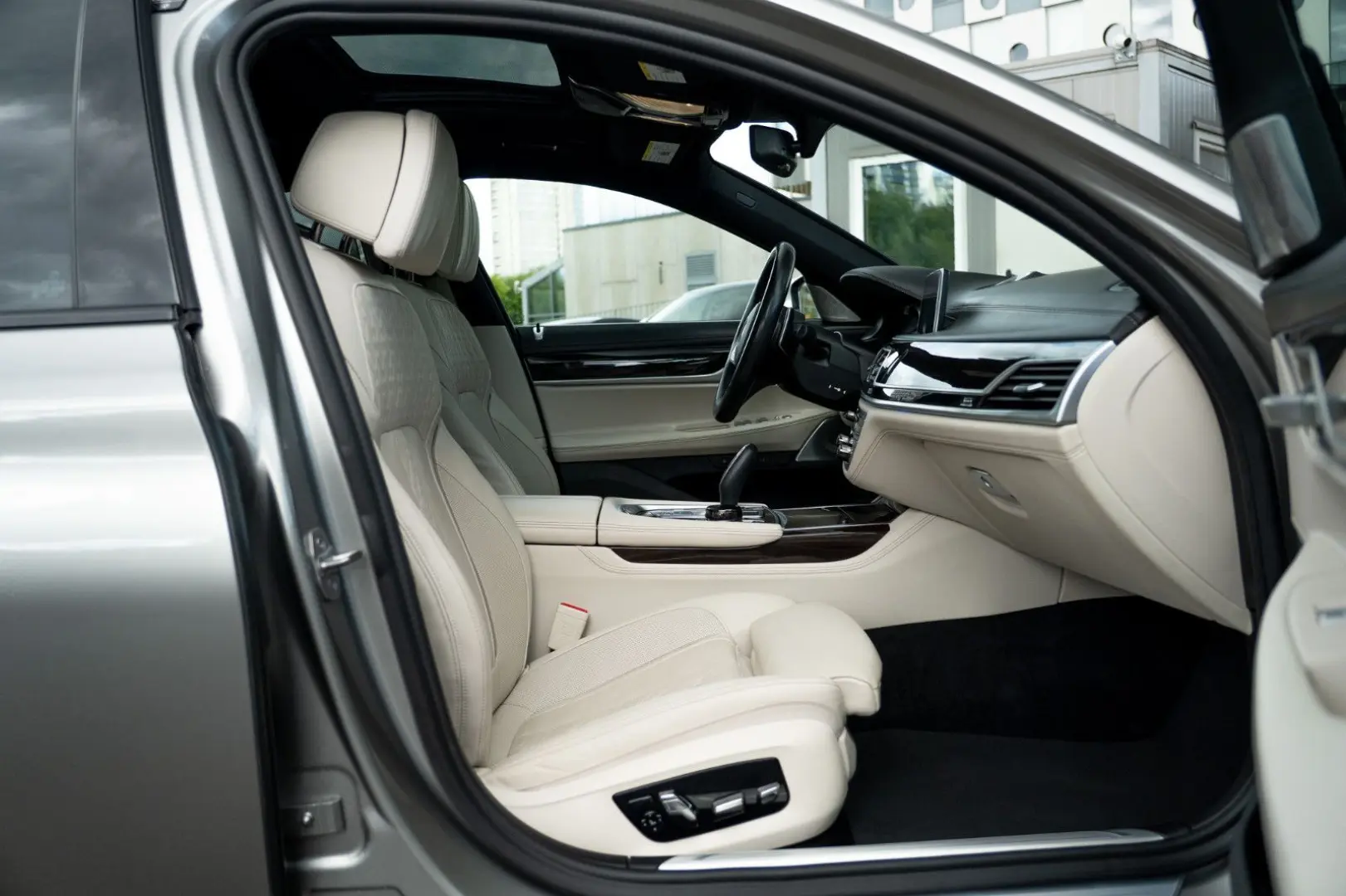 745Le xDrive Bowers & Wilkins/HUD/360