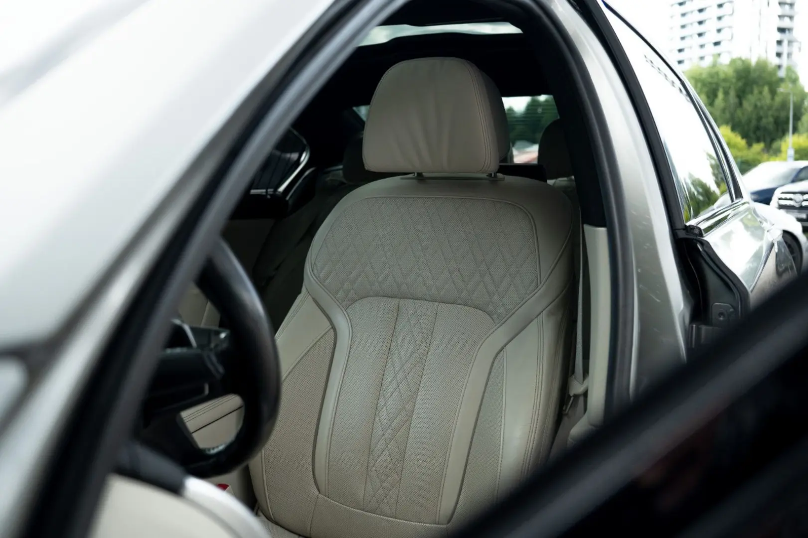 745Le xDrive Bowers & Wilkins/HUD/360