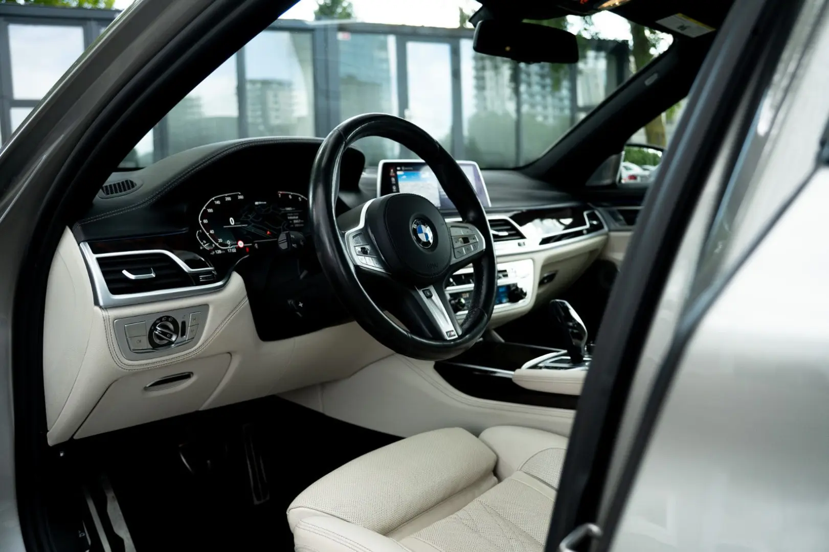 745Le xDrive Bowers & Wilkins/HUD/360
