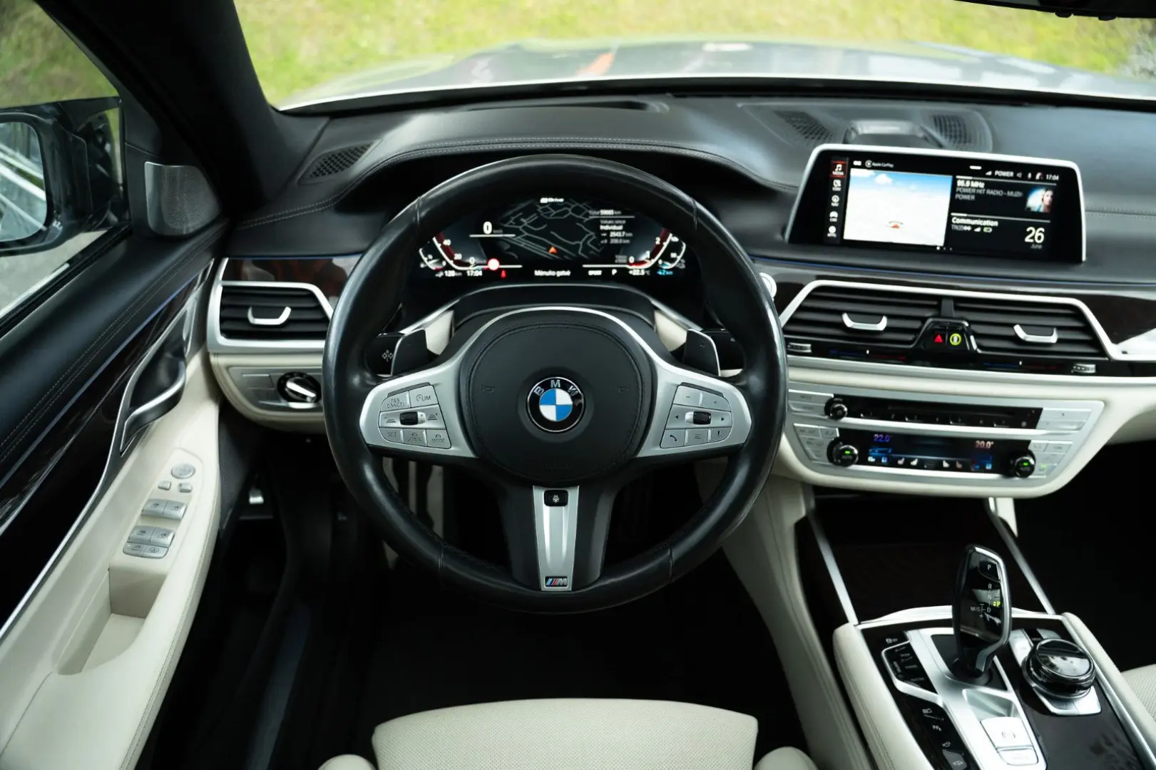 745Le xDrive Bowers & Wilkins/HUD/360