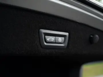 745Le xDrive Bowers & Wilkins/HUD/360