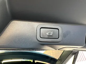 Land Rover Range Rover Sport SE*VIRTUAL*PANO*LED*KAM*