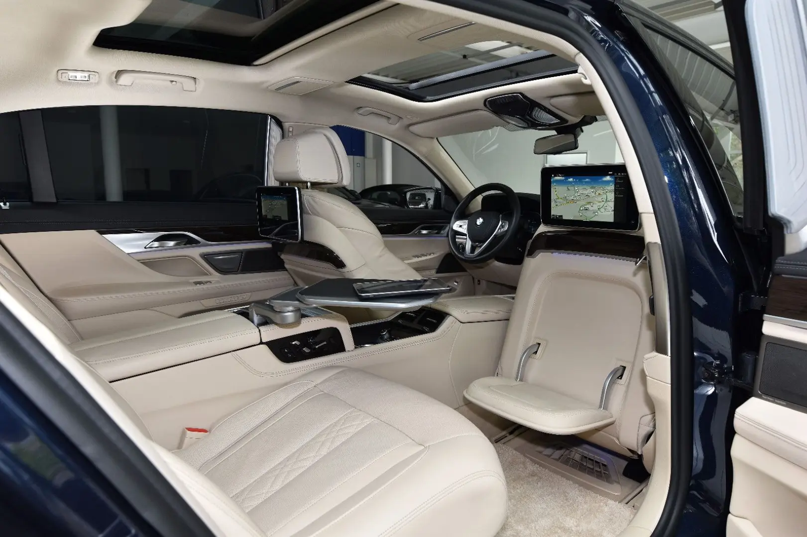 745 L e xDrive  First Class  MEGA AUSSTATTUNG
