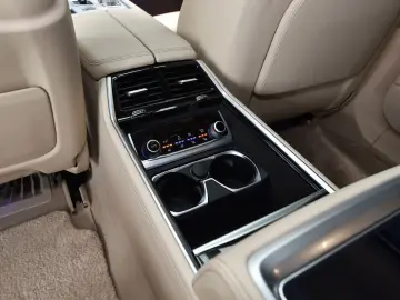 745 L e xDrive  First Class  MEGA AUSSTATTUNG