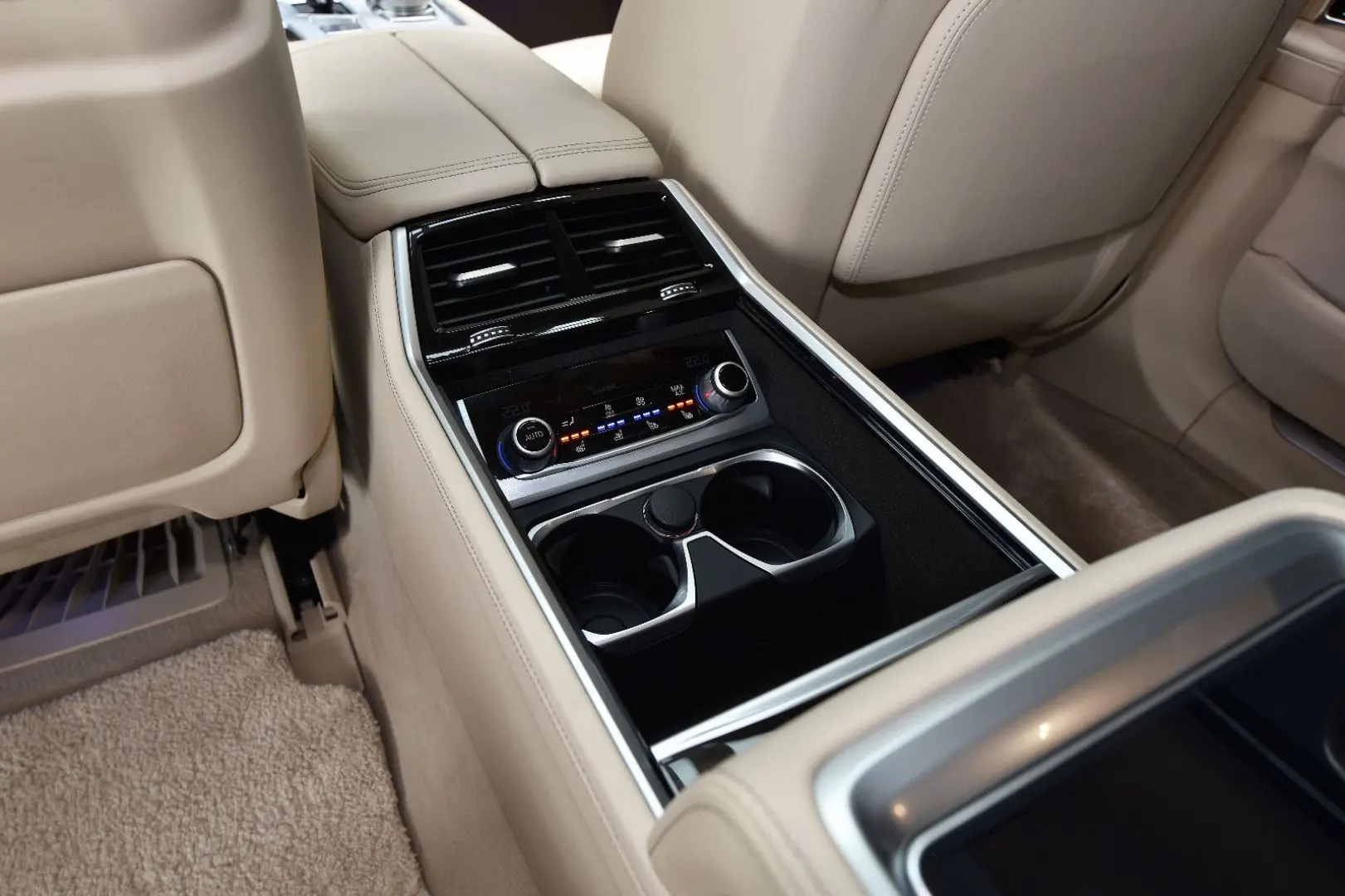 745 L e xDrive  First Class  MEGA AUSSTATTUNG