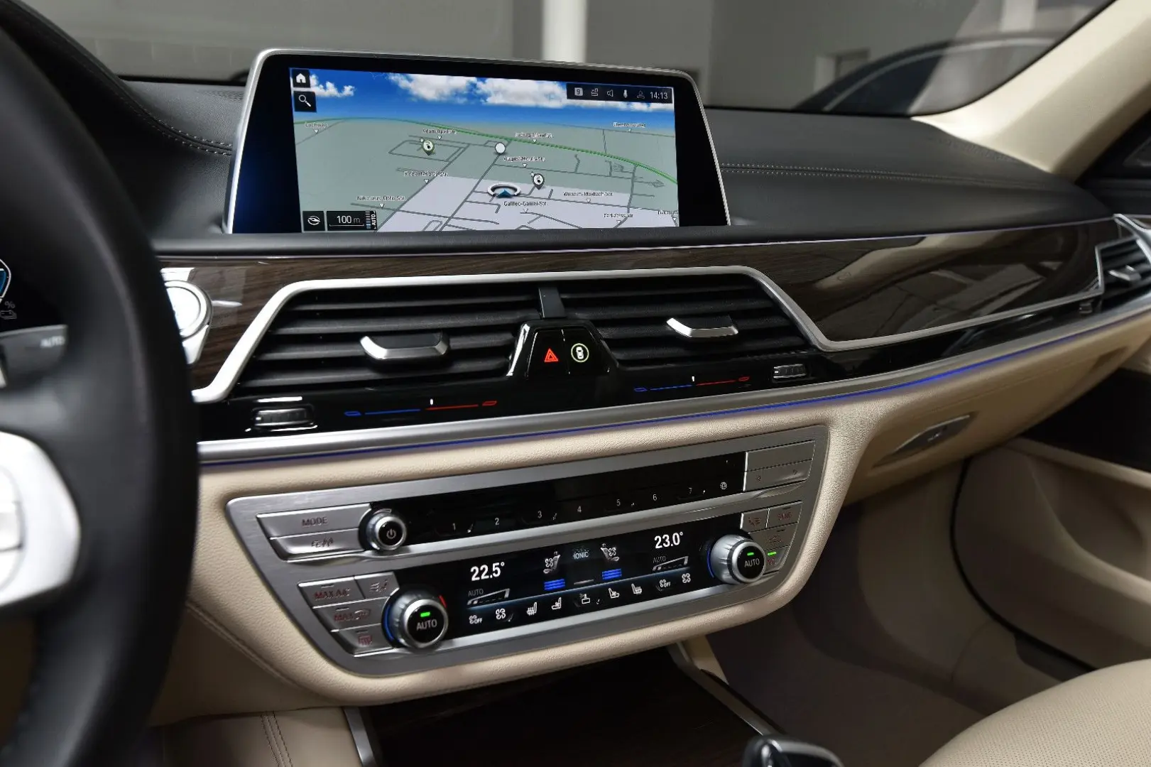 745 L e xDrive  First Class  MEGA AUSSTATTUNG
