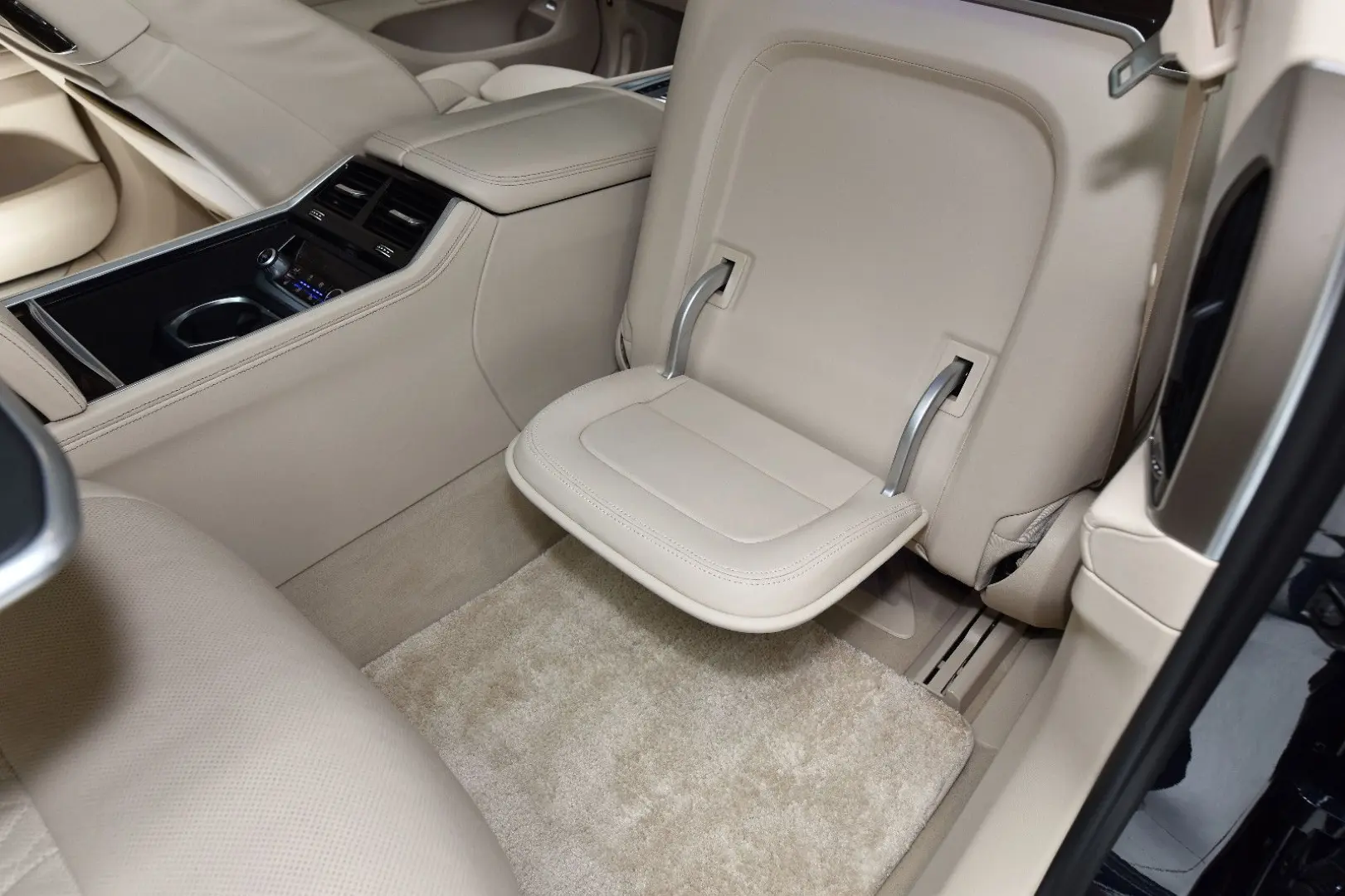 745 L e xDrive  First Class  MEGA AUSSTATTUNG