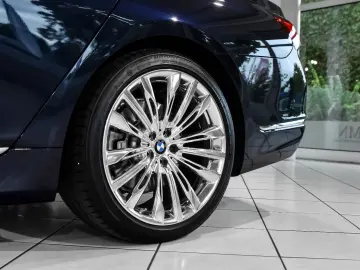 745 L e xDrive  First Class  MEGA AUSSTATTUNG