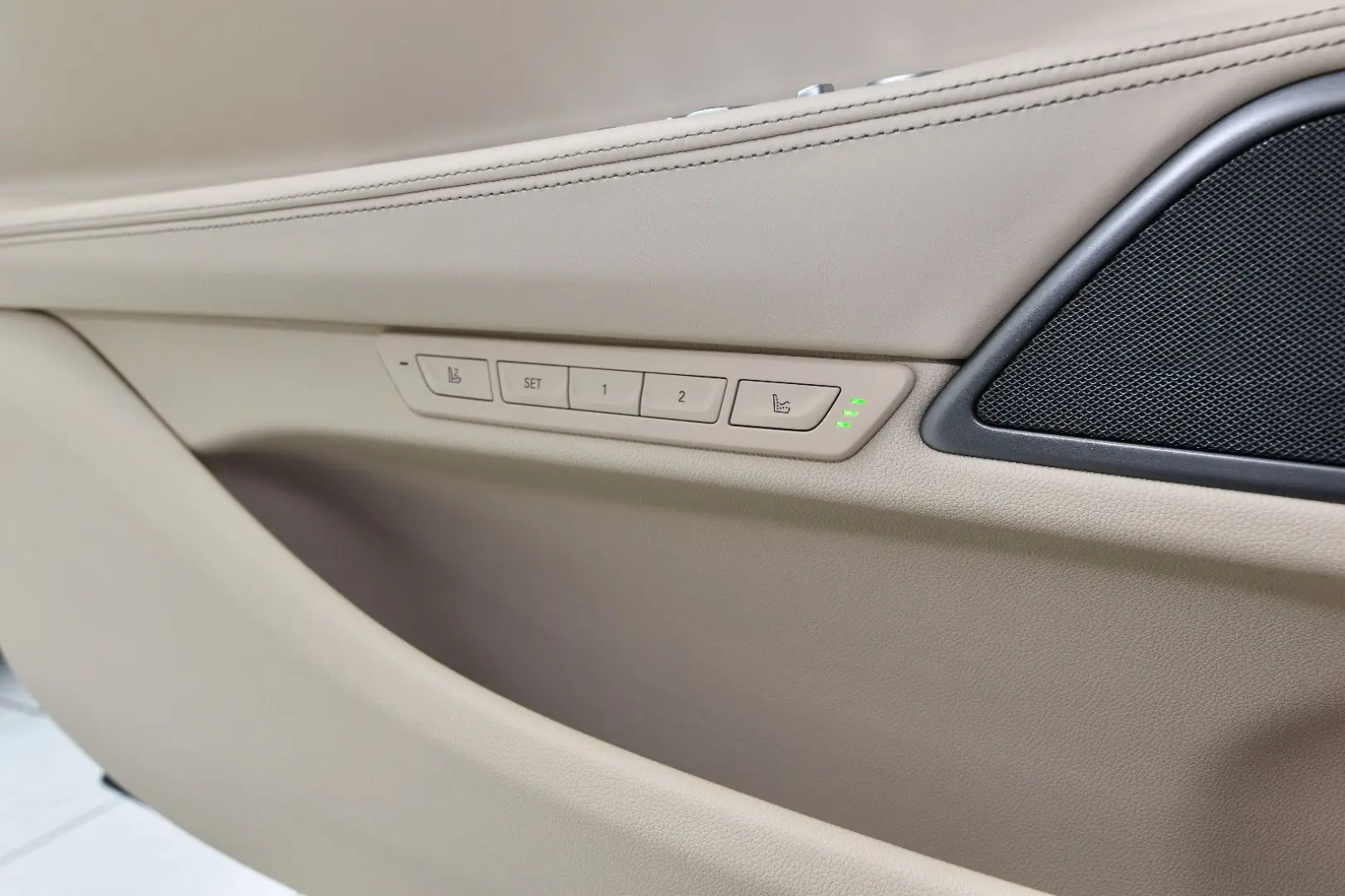 745 L e xDrive  First Class  MEGA AUSSTATTUNG
