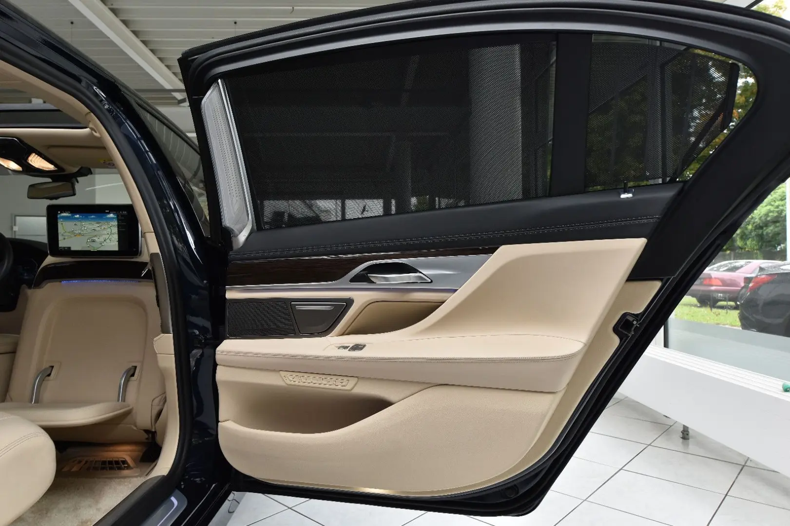 745 L e xDrive  First Class  MEGA AUSSTATTUNG