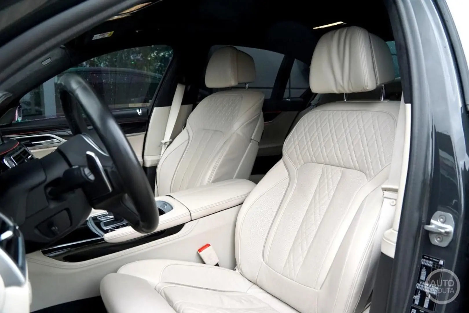7 Lim 750 i xDrive M Sport Massage/Laser/Luft.