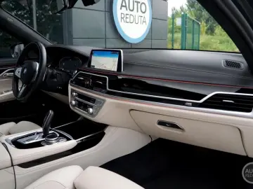 7 Lim 750 i xDrive M Sport Massage/Laser/Luft.