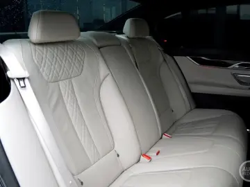 7 Lim 750 i xDrive M Sport Massage/Laser/Luft.
