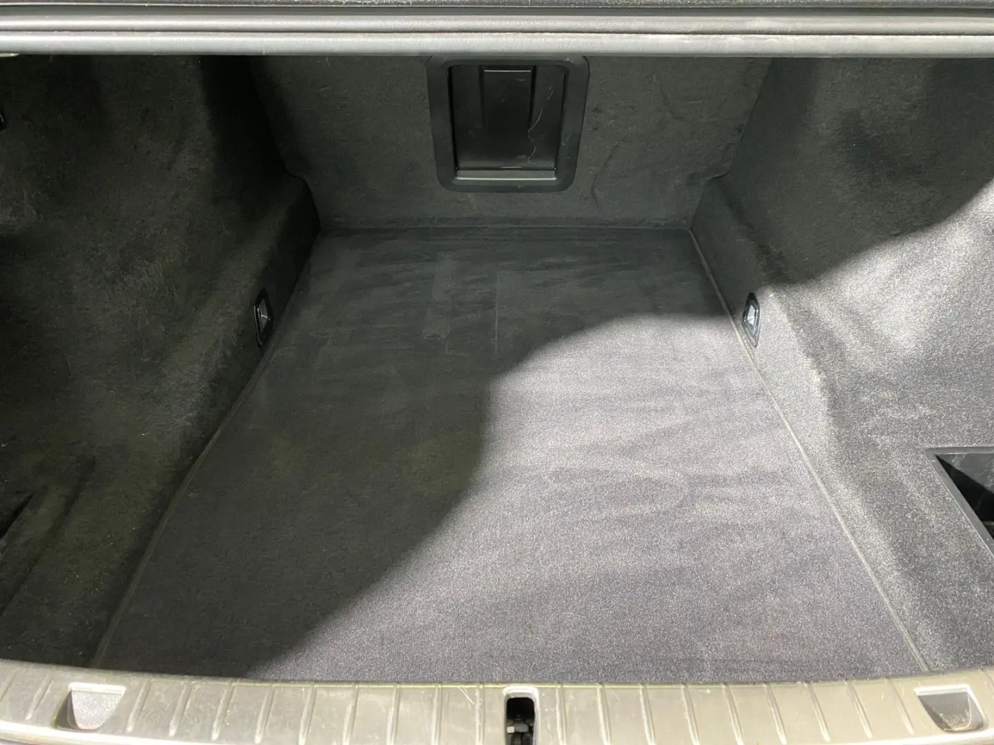 730d xDrive Limousine M Sport Standheizung AHK