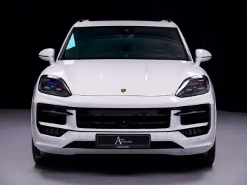 Cayenne E-Hybrid SportDesign*Sitzbel.*Pano*SoftC