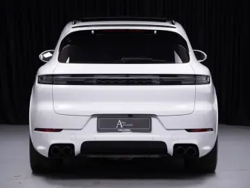 Cayenne E-Hybrid SportDesign*Sitzbel.*Pano*SoftC