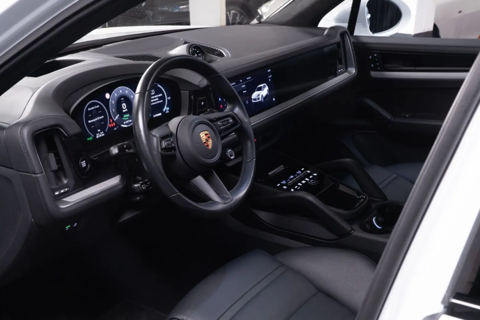 Cayenne E-Hybrid SportDesign*Sitzbel.*Pano*SoftC