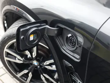 X5 50e xDrive   Voll! - Scheckheft
