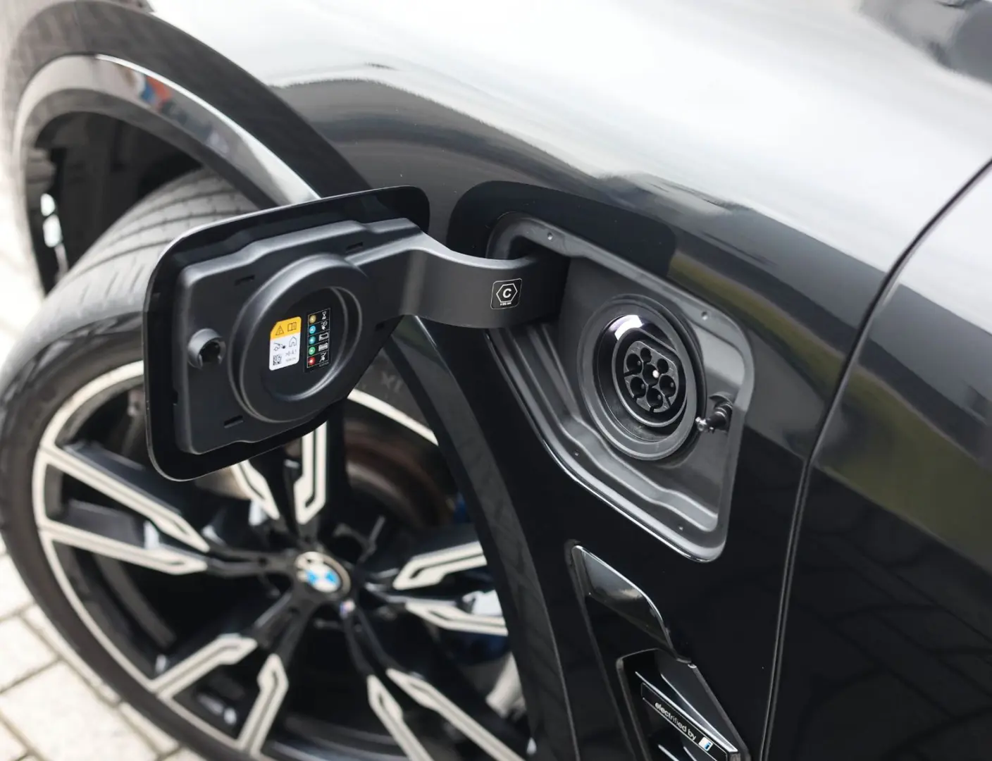 X5 50e xDrive   Voll! - Scheckheft