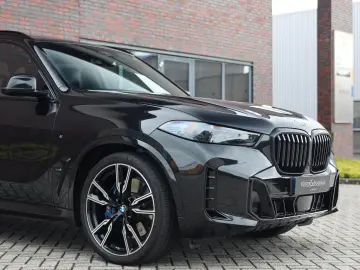 X5 50e xDrive   Voll! - Scheckheft